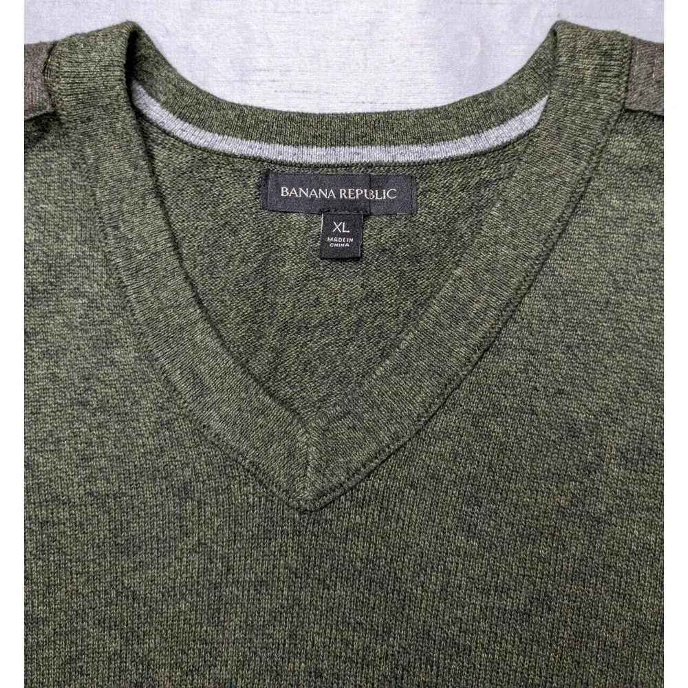 BANANA REPUBLIC Men Large Green Heather‎ Cotton V-Neck Military Sweater EUC
